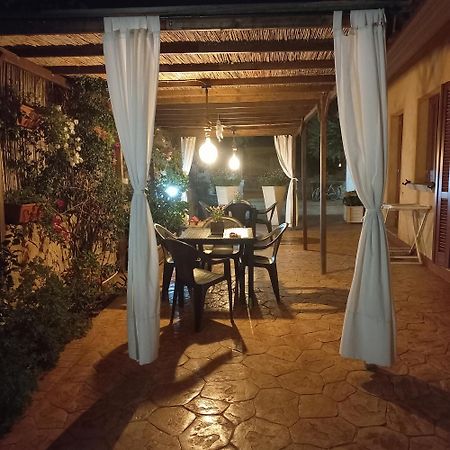 Affittacamere B&B Il Fiore ポザーダ エクステリア 写真